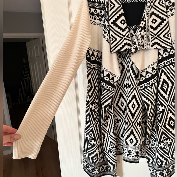 Kenar Black & White Sweater Duster size L - Picture 3 of 4